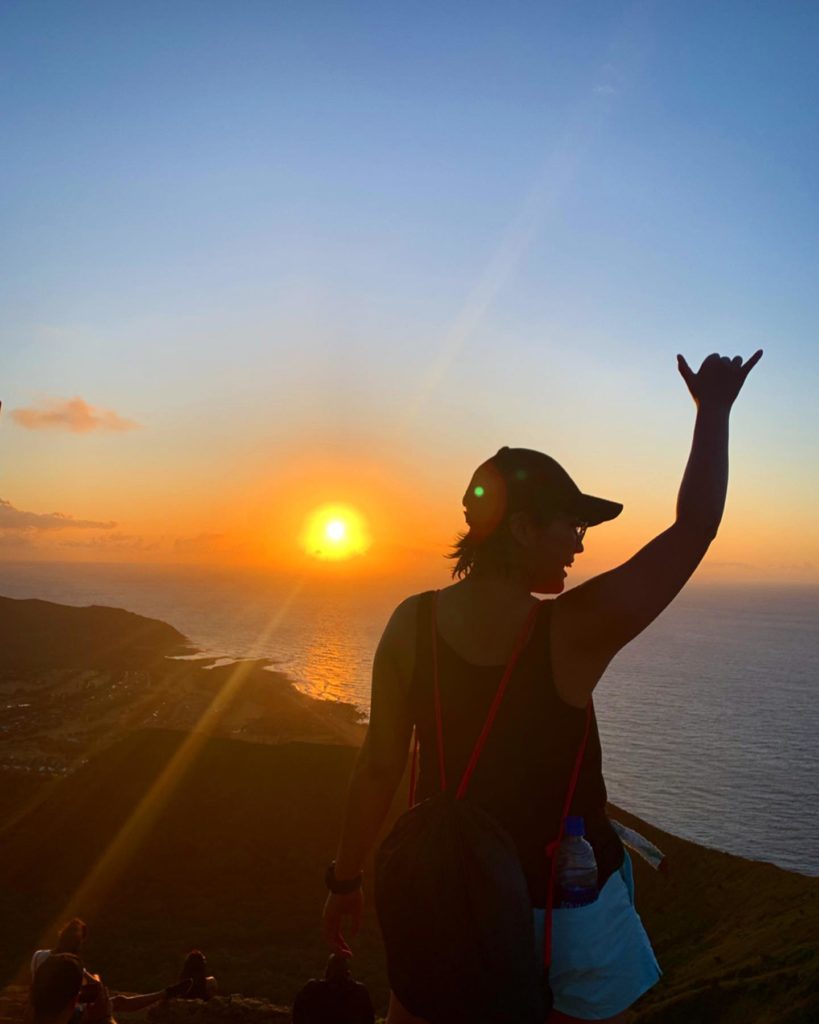 SSE Otsu Student Anna in Hawaii. She enjoyed many conversation school activities, such as this hike up Koko Head Trail.