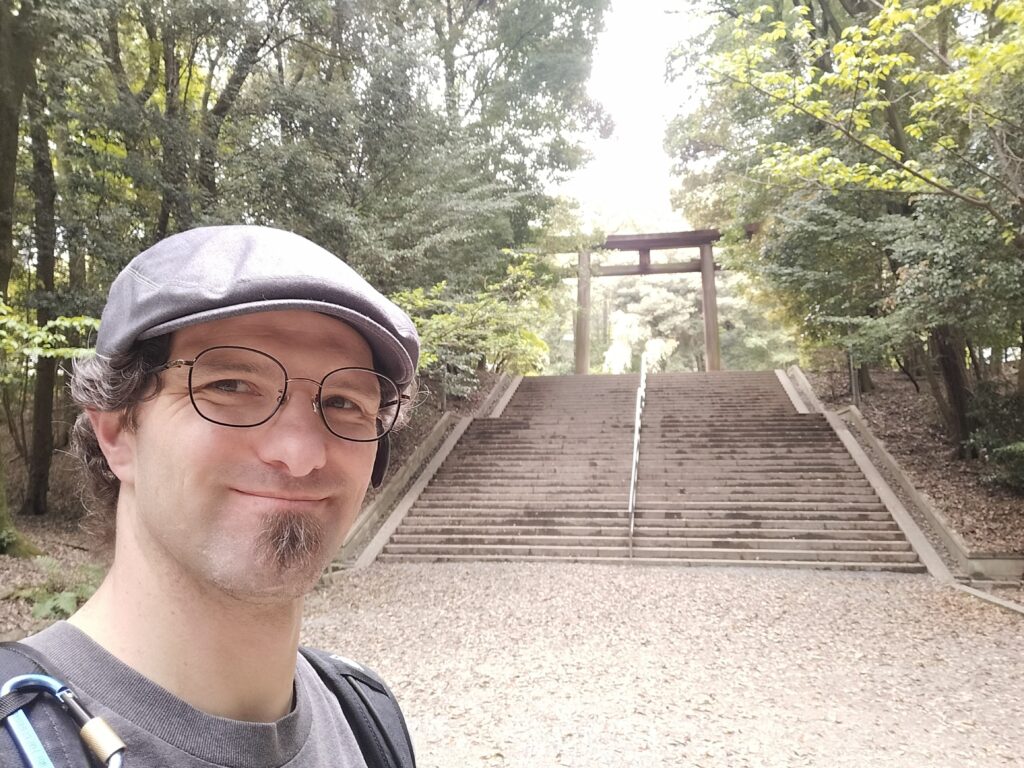 Sad Solo Edward Sightseeing in Japan